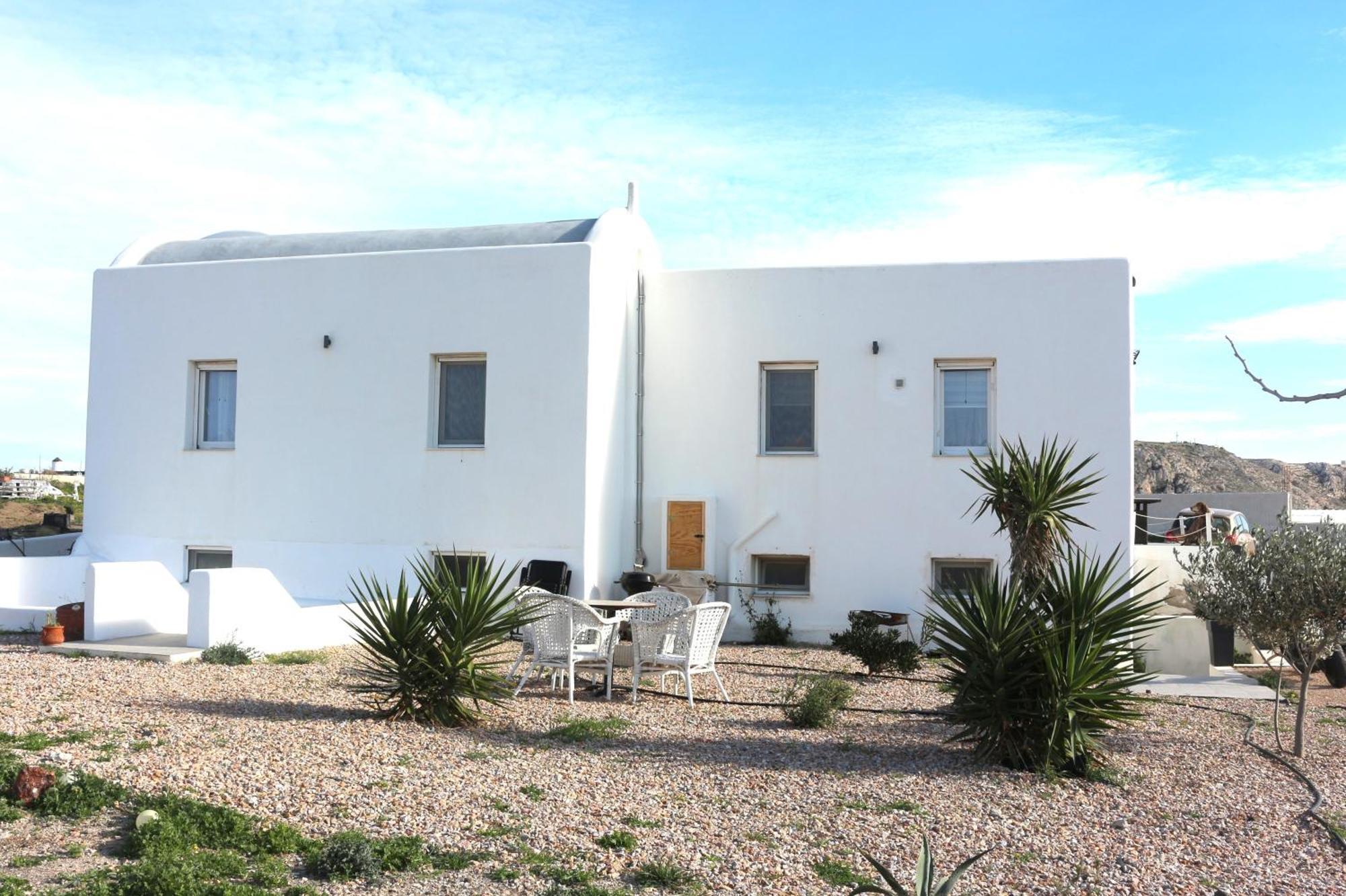 Ab Green Living Santorini Emporio  外观 照片