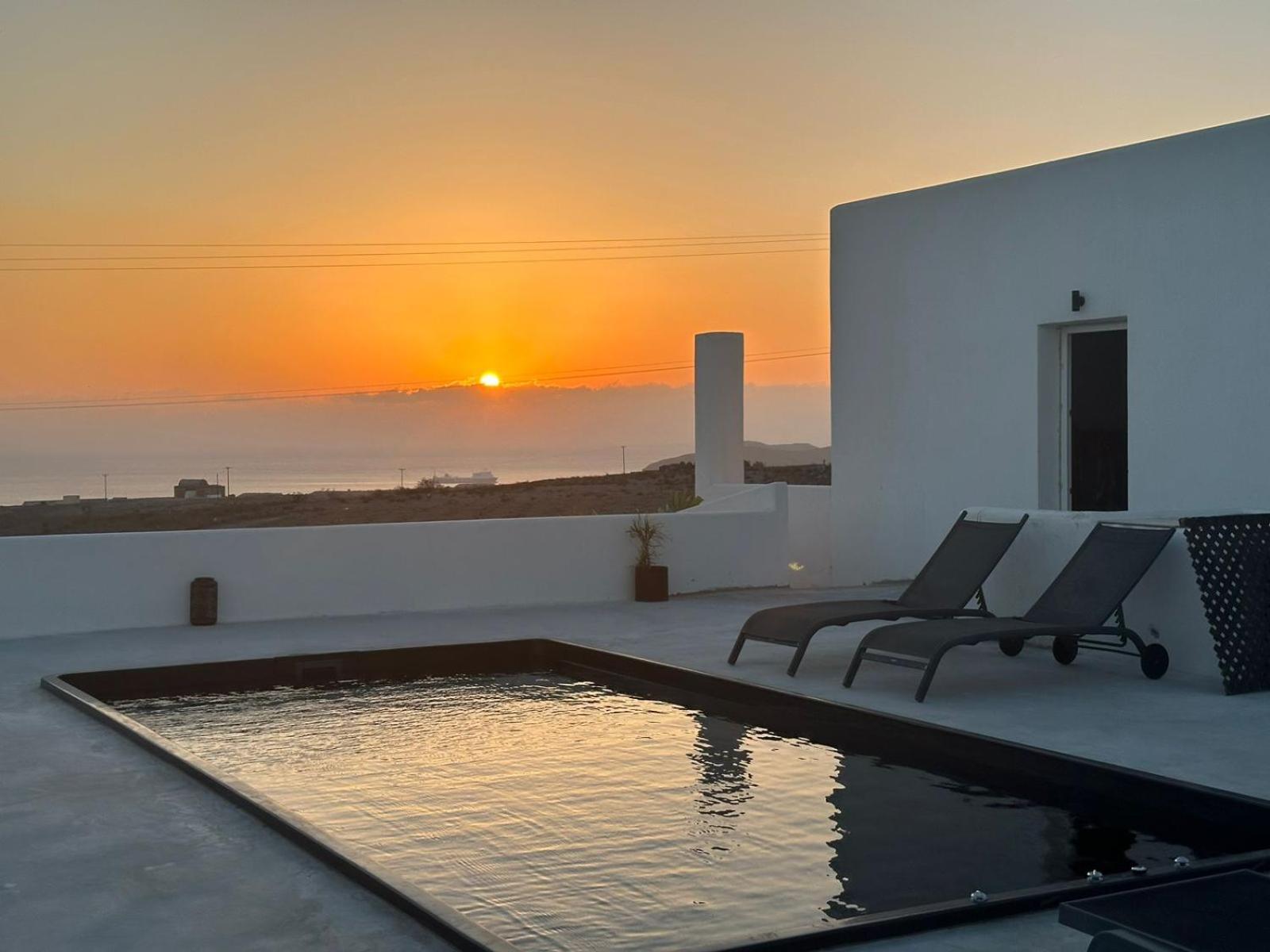 Ab Green Living Santorini Emporio  外观 照片